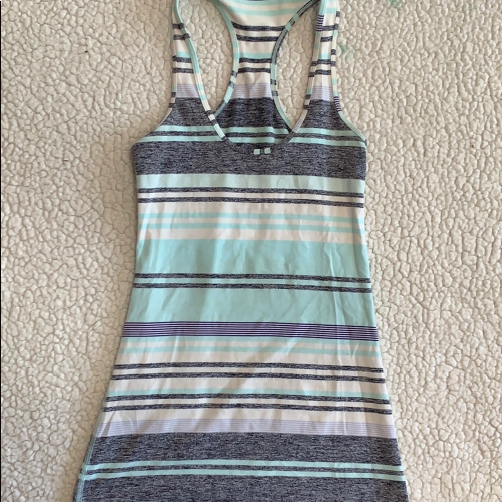 Lululemon cool racerback tank size 4